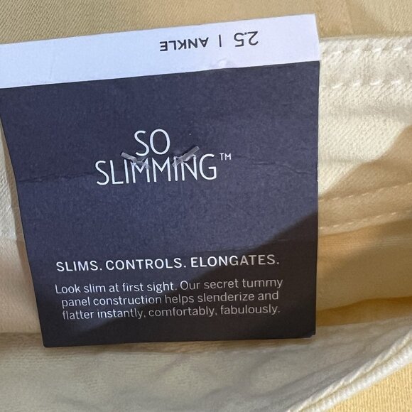 So Slimming Chico’s 2.5 Women’s Ankle Pants Jeans Yellow Stretch Size Large - Picture 13 of 14